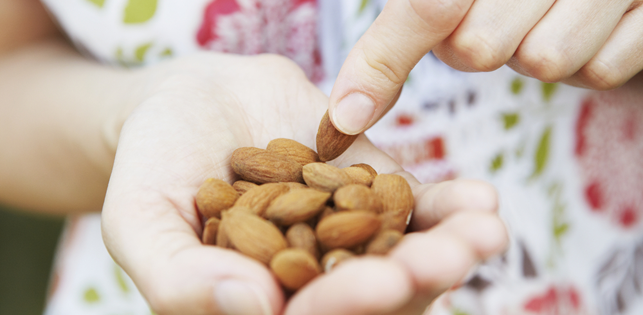 Healthy-nuts-for-kids